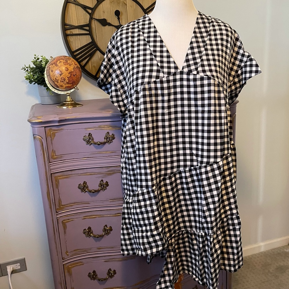Gingham v-neck asymmetrical hem dress